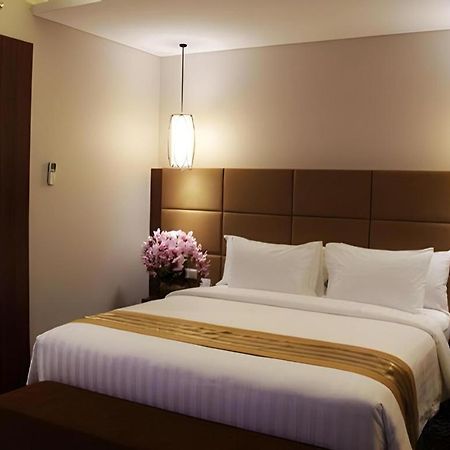 Atrium Premiere Cilacap Eksteriør billede